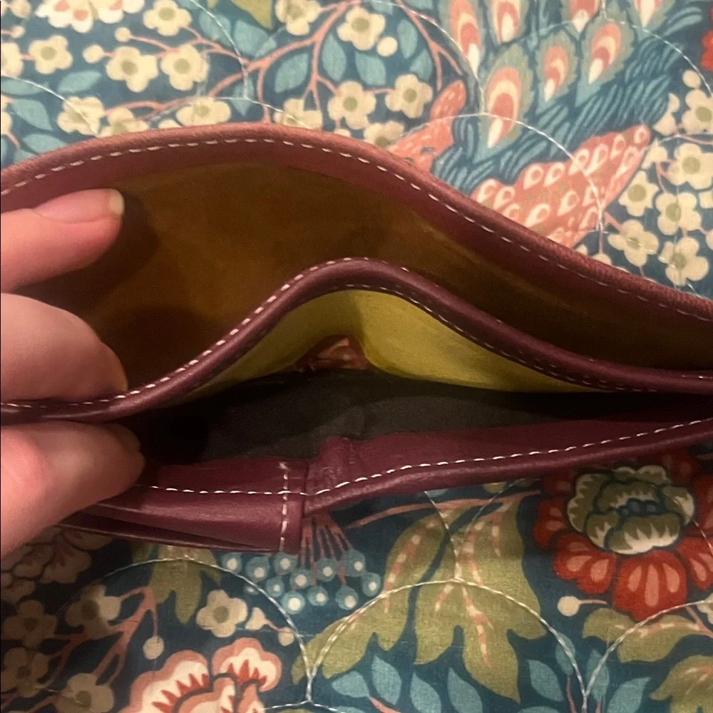 Classic Leather Men's Wallet - Deep Red